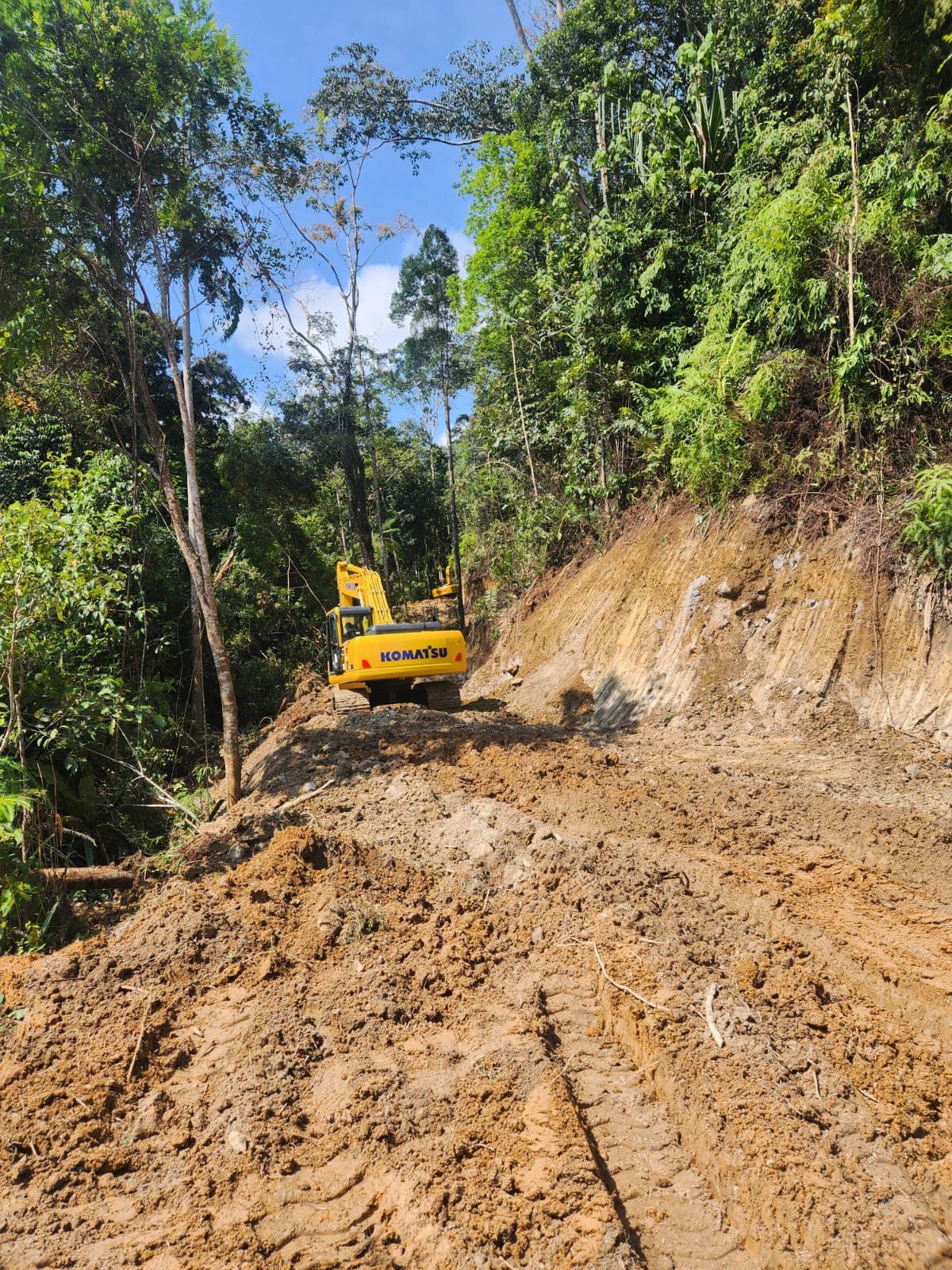 excavator untuk proyek konstruksi